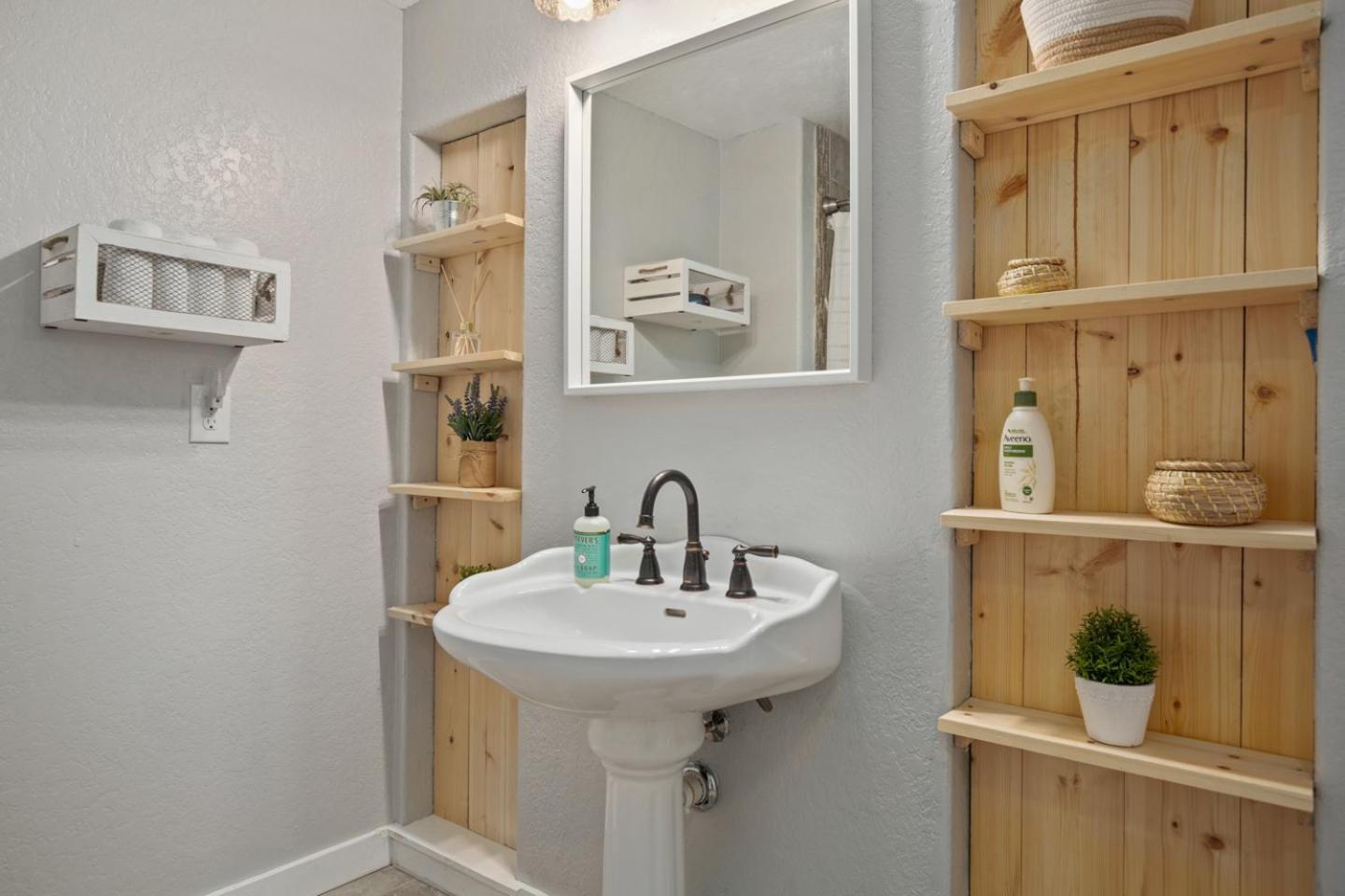 Downtown Studio 1 At Beer Ranch Project Inn Wimberley Exterior foto